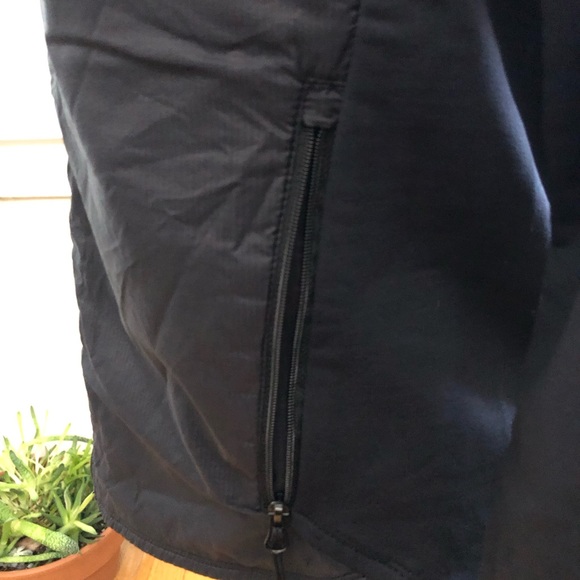 Oiselle full zip insulated jacket - Picture 4 of 7